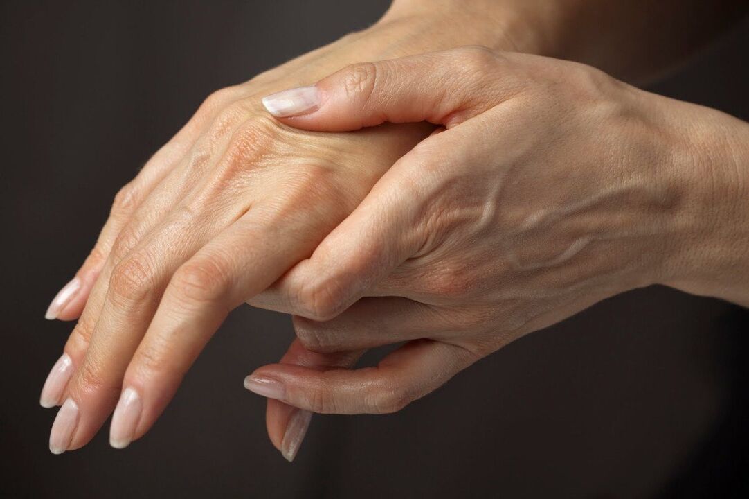 Symptome von Schmerzen in den Gelenken der Finger