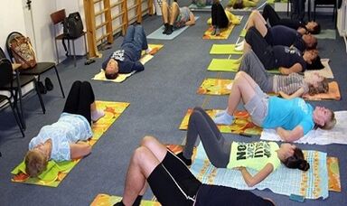 Medizinische Sportunterricht für Arthrose des Kniegelenks